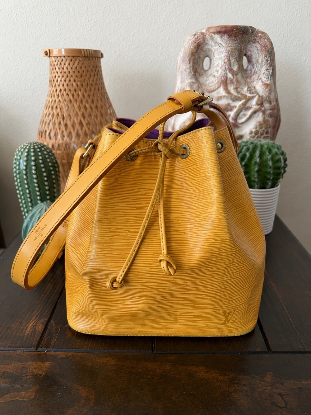 Louis Vuitton Epi Noé PM Yellow (Kenyan Fawn) Leather Bucket Bag Vintage Purple